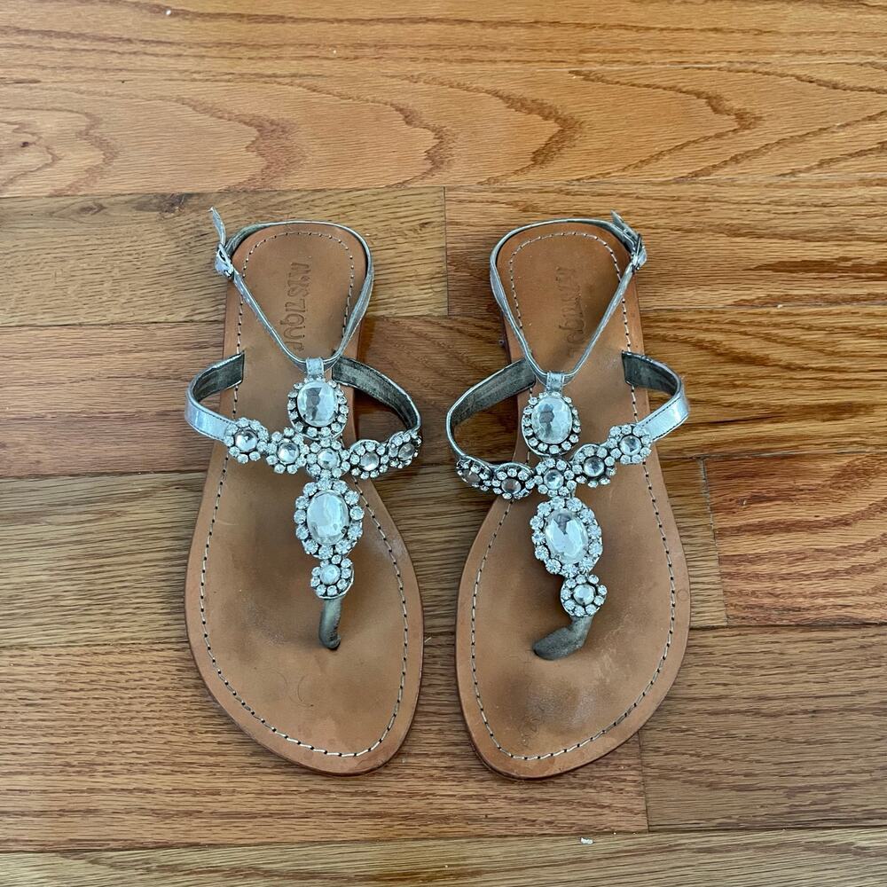 Mystique Silver Leather Rhinestone Crystal Jeweled Thong Flat Sandals Size 11